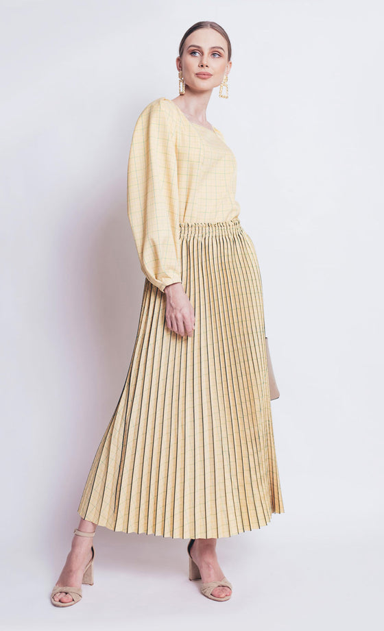 Camellia Pleated Skirt in Yellow