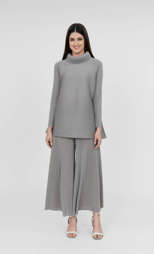 Miss Majestic Top in Grey