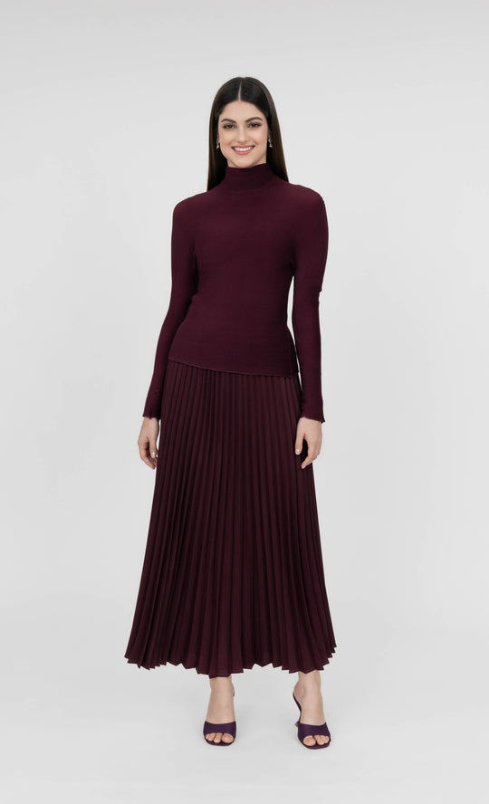 Miss Fine High Neck Top in Plum