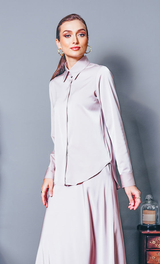 Daphne Satin Shirt In Lilac