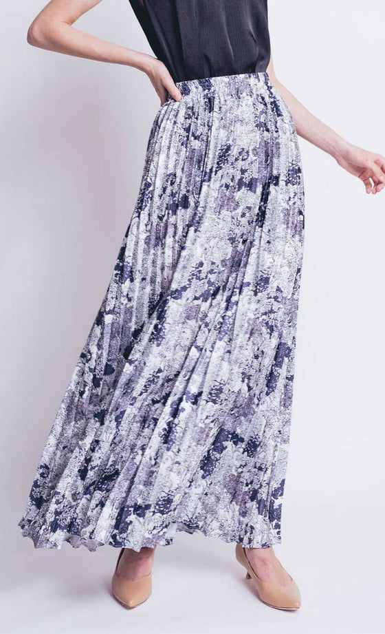Detta Pleated Skirt in Grey