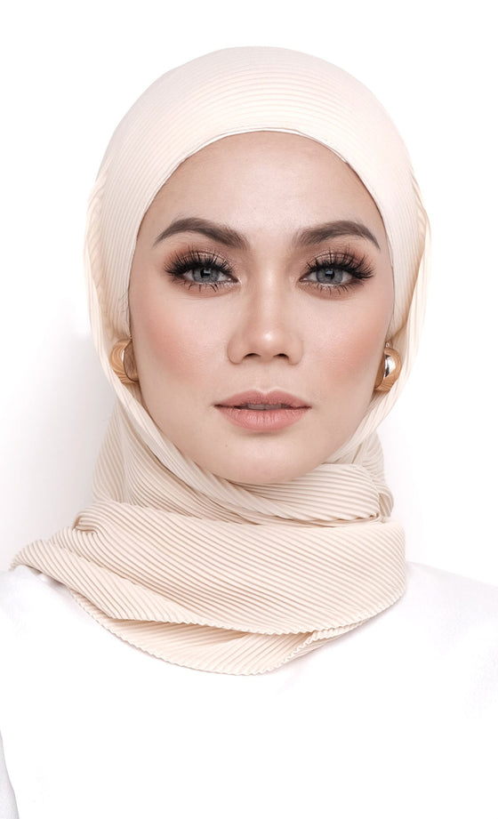 Instant Hijab Tamara Pleats Edition In Cream