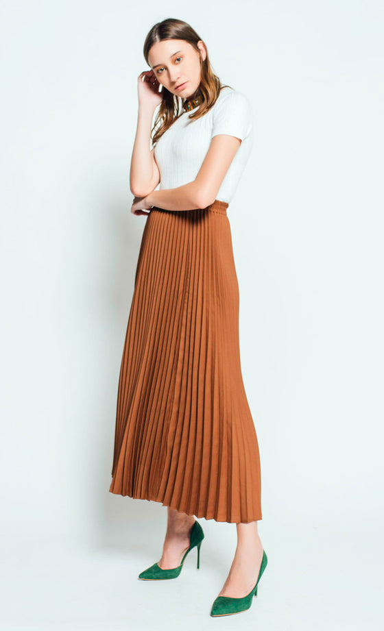 Olivia Pleated Skirt in Brown