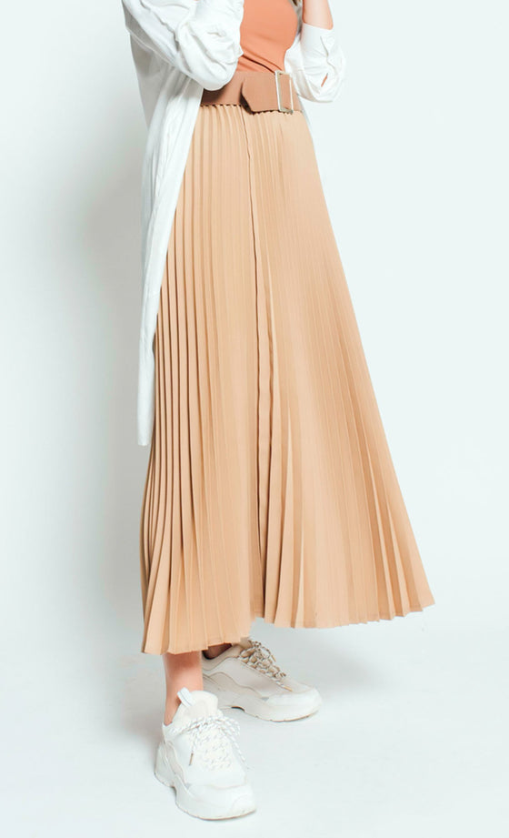 Olivia Pleated Skirt in Hazelnut