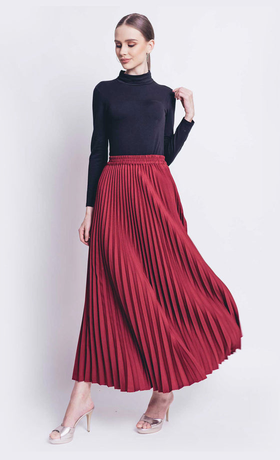 Olivia Pleated Skirt in Maroon