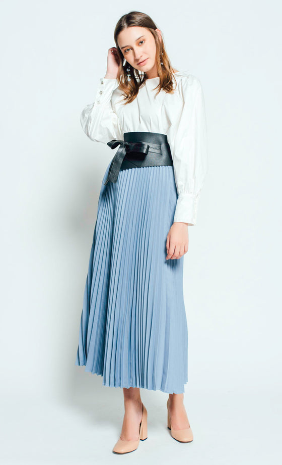 Olivia Pleated Skirt in Medium Blue