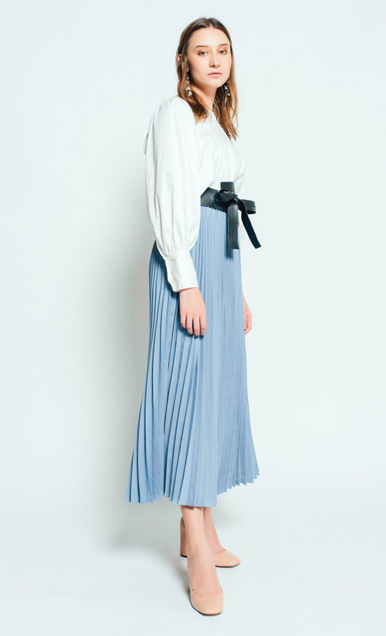 Olivia Pleated Skirt in Medium Blue