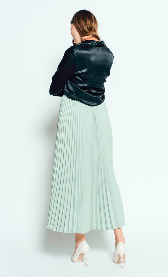 Olivia Pleated Skirt in Mint