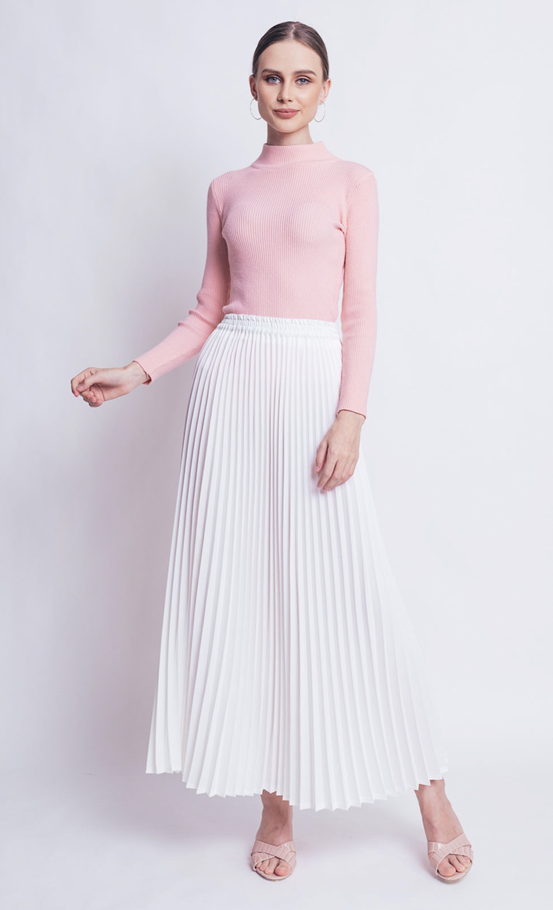 Olivia Pleated Skirt in White – LARNEY