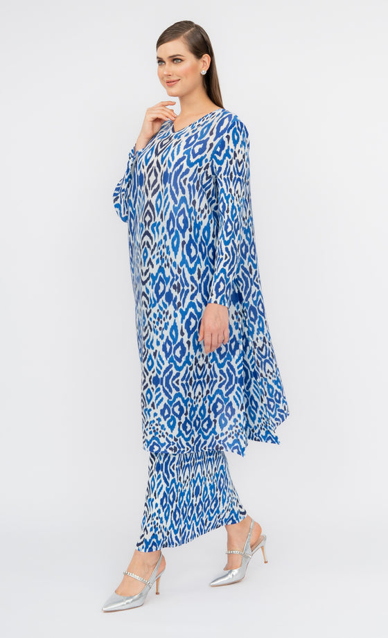 Miss Classy Kurung in Royal Blue Ikat