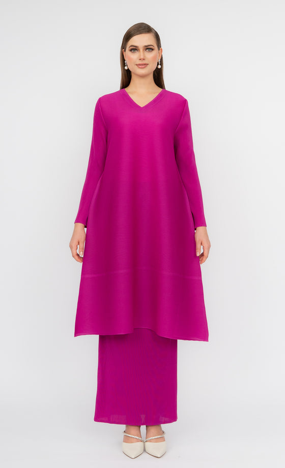 Miss Classy Kurung in Magenta