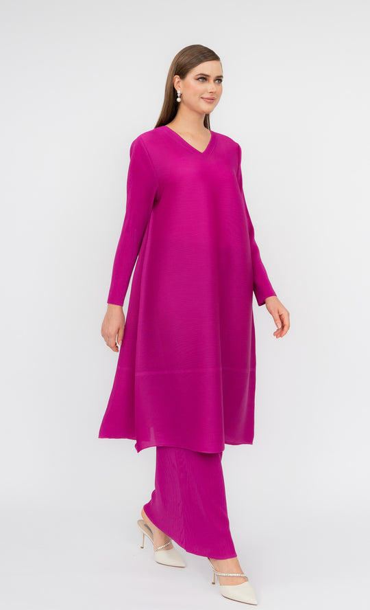 Miss Classy Kurung in Magenta
