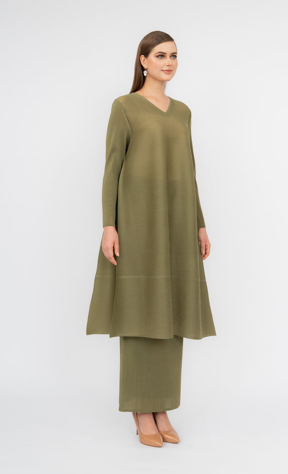 Miss Classy Kurung in Olive