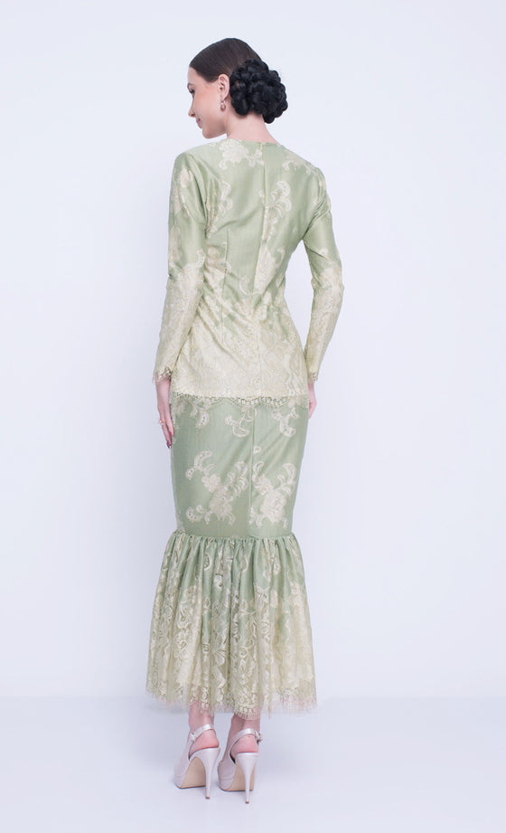 Recharge Lace Kurung in Green
