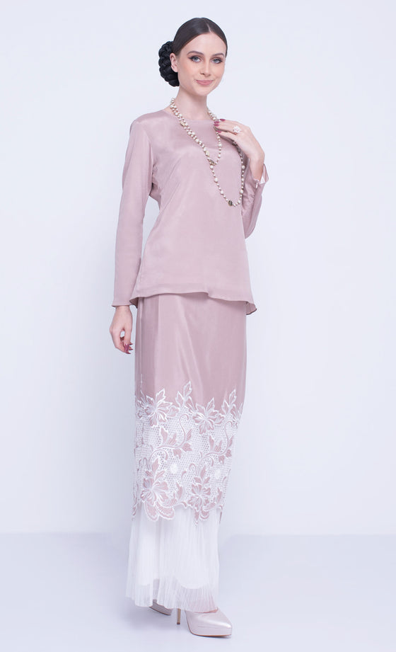 Refresh Embroidery Kurung in Carob