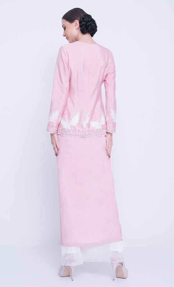 Vaccine Embroidery Kurung in Pink