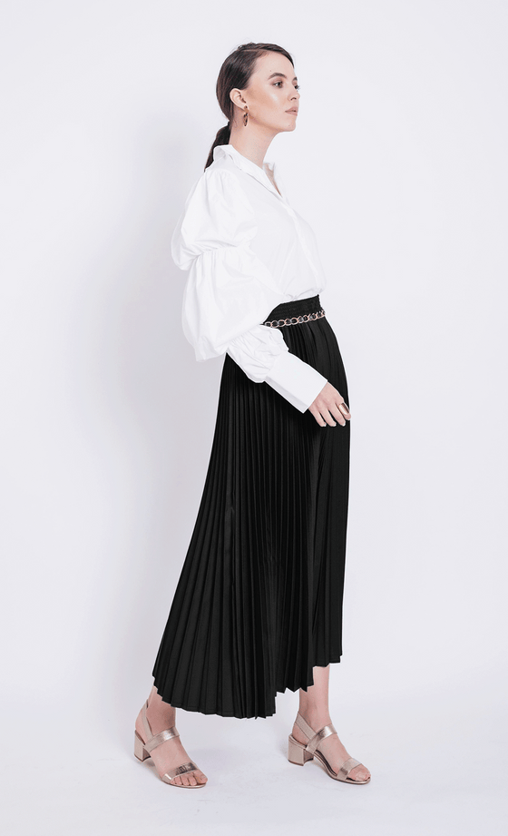 Nayla Pleated Skirt in Black
