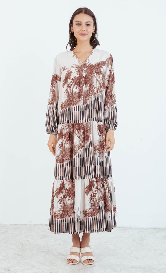 Sandy Tiered Dress in Brown