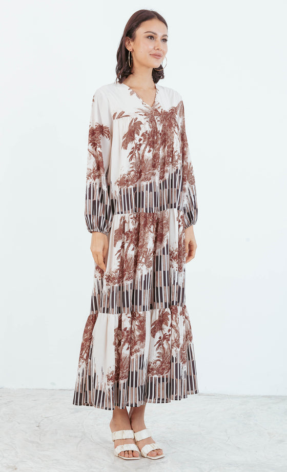 Sandy Tiered Dress in Brown